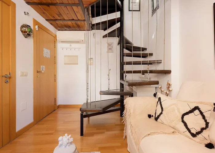 C44 Cute Penthouse Center Appartement *